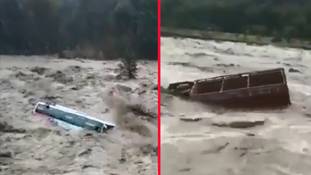 जो बारिश की बूंदों को एंन्जॉय करते हैं, ये 10 वीडियो देख उनकी रूह कांप जाएगी