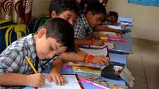 बच्चा लाख क्रिएटिव हो, इंटेलिजेंट तब है जब उसे 17 -19 का टेबल आता हो!