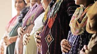 महिलाओं पर ही प्रेग्नेंसी रोकने का बोझ क्यों? मर्द हैं पूरी तरह से जिम्मेदार महिलाओं पर ही प्रेग्नेंसी रोकने का बोझ क्यों? मर्द हैं पूरी तरह से जिम्मेदार