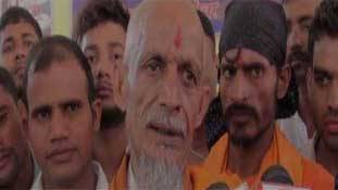 युवा वाहिनी ने बागपत के मुस्लिम परिवार को हिंदू तो बनाया, लेकिन ठाकुर ही क्यों?