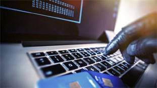 हमारे बैंक अकाउंट पर डाका डालने के लिए एप बनकर बैठे हैं डाकू