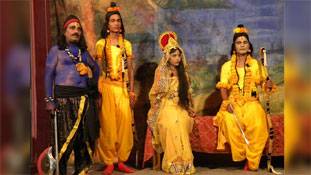 दर्शकों के अभाव में कम होती जा रही है शेखावाटी की रामलीला मण्डलियां