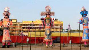 Me Too: रावण को सामने लाना होगा, सीता को अग्नि-परीक्षा से बचाना होगा