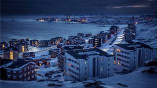 अनोखा शहर जहां दो महीने का दिन होता है और 1.5 महीने की रात