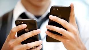 आपको पता भी है, बिना स्मार्टफोन के रहने पर शरीर में क्या-क्या होता है?