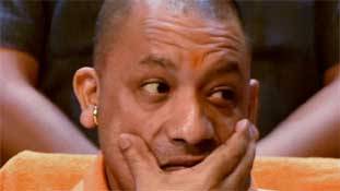 2019 में योगी आदित्यनाथ का भविष्यफल बता रही हैं 2018 की ये 3 बातें