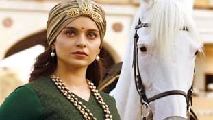Manikarnika: अंग्रेज अफसर से अफेयर वाली कंट्रोवर्सी को धूल चटाते हुए कंगना कामयाबी की ओर