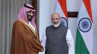 पाकिस्तान को 20 बिलियन डॉलर की मदद करने वाला अरब भारत का कितना अपना ?