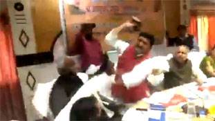 भारतखंडे अथ जूता पुराणे कथा