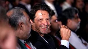 शांति के कबूतर उड़ाने वाले इमरान खान और उसके कबूतरबाजों की हकीकत शांति के कबूतर उड़ाने वाले इमरान खान और उसके कबूतरबाजों की हकीकत