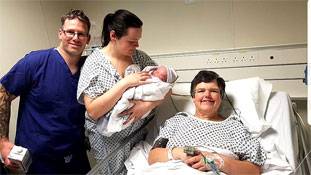 इसे कहते हैं 'नानी मां' शब्द का सार्थक होना