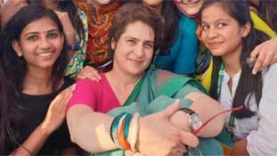 प्रियंका गांधी की यूपी यात्रा सिर्फ बहती गंगा में हाथ धोने के लिए ही...