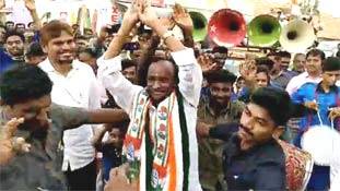 वोटर्स को रिझाने के लिए नागराज जब 'नागिन' हुए!