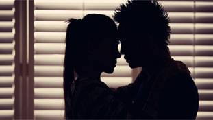 देश में सबसे ज्यादा बेवफा बेंगलुरु में रहते हैं! लेकिन कहानी में थोड़ा ट्विस्‍ट है...