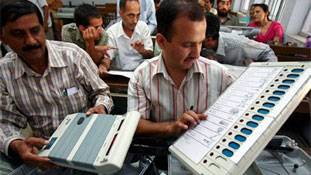 Exit poll नतीजों के तुरंत बाद विपक्ष की 'EVM हैक': हार से बचने का पैटर्न समझिए Exit poll नतीजों के तुरंत बाद विपक्ष की 'EVM हैक': हार से बचने का पैटर्न समझिए