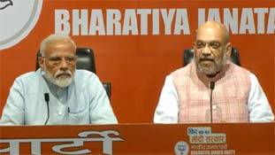 Modi की पहली प्रेस कांफ्रेंस में जो न होना था, वो हुआ Modi की पहली प्रेस कांफ्रेंस में जो न होना था, वो हुआ