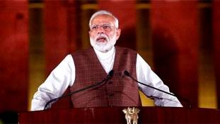मोदी को सुधारों का इतिहास गढ़ना चाहिए