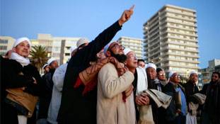 ईद के चांद को लेकर बहस खत्म करने की बहस...