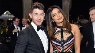 पति से दस साल बड़ी होने पर प्रियंका चोपड़ा ने जो कहा उससे कितने सहमत होंगे