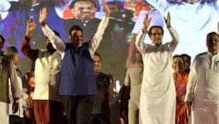 महाराष्ट्र विधानसभा चुनाव से पहले शिवसेना की घेराबंदी महाराष्ट्र विधानसभा चुनाव से पहले शिवसेना की घेराबंदी