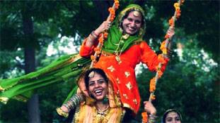 महिलाओं के लिए उमंग का सिर्फ एक दिन क्यों