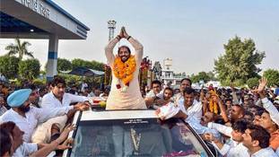 जानिए, क्‍या है गोपाल कांडा की 'बिना शर्त समर्थन' वाली रणनीति