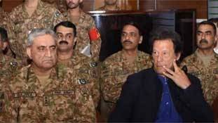 बाजवा भी चले मुशर्रफ की राह - इमरान खान का 'नवाज' बनना तय!
