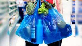 प्लास्टिक बैन की हलचल भरपूर है लेकिन बदल कुछ नहीं रहा प्लास्टिक बैन की हलचल भरपूर है लेकिन बदल कुछ नहीं रहा