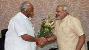 शरद पवार और मोदी की मुलाकात के बाद महाराष्ट्र सरकार बनी बीरबल की खिचड़ी शरद पवार और मोदी की मुलाकात के बाद महाराष्ट्र सरकार बनी बीरबल की खिचड़ी