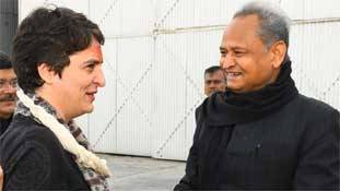 प्रियंका ने खुद मायावती और बीजेपी को सवाल करने का मौका दे दिया है प्रियंका ने खुद मायावती और बीजेपी को सवाल करने का मौका दे दिया है