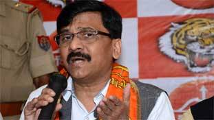 बाल ठाकरे के 'मुस्लिम तुष्टिकरण' को उद्धव से ज्यादा सीरियसली ले रहे हैं संजय राउत! बाल ठाकरे के 'मुस्लिम तुष्टिकरण' को उद्धव से ज्यादा सीरियसली ले रहे हैं संजय राउत!