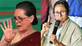 सोनिया को कांग्रेस की फिक्र है, ममता को सत्ता की - मीटिंग हो तो कैसे? सोनिया को कांग्रेस की फिक्र है, ममता को सत्ता की - मीटिंग हो तो कैसे?