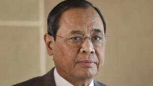 Justice Gogoi के CJI बनने से अगर लोकतंत्र बच गया था तो सांसद बनने से खतरे में कैसे? Justice Gogoi के CJI बनने से अगर लोकतंत्र बच गया था तो सांसद बनने से खतरे में कैसे?