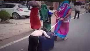 बेबस-मजबूर मजदूर और उन्हें सिरे से ख़ारिज करती बेफिक्र सरकार! बेबस-मजबूर मजदूर और उन्हें सिरे से ख़ारिज करती बेफिक्र सरकार!