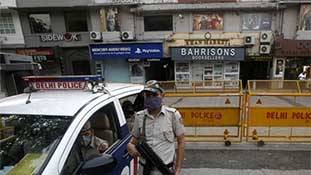 मोदी जी सुन लो, Lockdown को हम दिल दे चुके सनम!