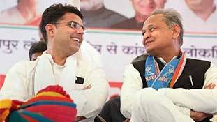 Rajasthan Congress crisis: कौन लिख रहा है राजस्थान के पॉलिटिकल ड्रामे की स्क्रिप्ट? Rajasthan Congress crisis: कौन लिख रहा है राजस्थान के पॉलिटिकल ड्रामे की स्क्रिप्ट?