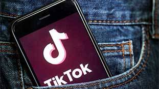 Tiktok Ban: धधकता प्रतिशोध और चीन की डिजिटल ठुकाई! Tiktok Ban: धधकता प्रतिशोध और चीन की डिजिटल ठुकाई!