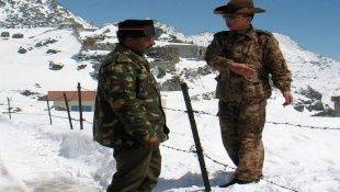 China लद्दाख सीमा पर तनाव बढ़ाकर आखिर चाहता क्या है, जानिए... China लद्दाख सीमा पर तनाव बढ़ाकर आखिर चाहता क्या है, जानिए...