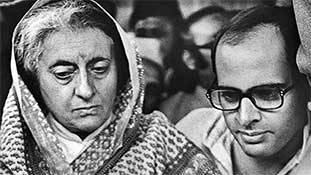 Emergency 1975: कांग्रेस का एक जख्म जिसमें हर 25 June को पस पड़ जाता है Emergency 1975: कांग्रेस का एक जख्म जिसमें हर 25 June को पस पड़ जाता है