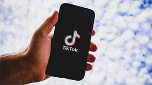 TikTok 59 Chinese apps ban: ड्रैगन की पूंछ पर वार और एक ही दिन में सब बराबर TikTok 59 Chinese apps ban: ड्रैगन की पूंछ पर वार और एक ही दिन में सब बराबर