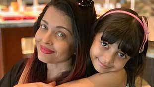 Bachchan family का कोरोना संक्रमित होकर अस्पताल जाना भयावह स्थिति का संकेत! Bachchan family का कोरोना संक्रमित होकर अस्पताल जाना भयावह स्थिति का संकेत!