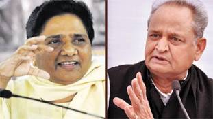 मायावती की राजस्थान पॉलिटिक्स कांग्रेस के खिलाफ है या बीजेपी के सपोर्ट में? मायावती की राजस्थान पॉलिटिक्स कांग्रेस के खिलाफ है या बीजेपी के सपोर्ट में?