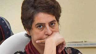 Priyanka Gandhi Bungalow controversy: प्रियंका को सलाह देने और ताना मारने वालों के बीच जंग Priyanka Gandhi Bungalow controversy: प्रियंका को सलाह देने और ताना मारने वालों के बीच जंग