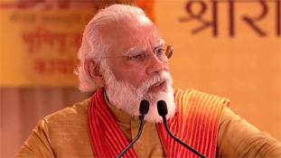मोदी के भाषण में चीन, पाकिस्तान समेत राहुल गांधी पर भी निशाना मोदी के भाषण में चीन, पाकिस्तान समेत राहुल गांधी पर भी निशाना