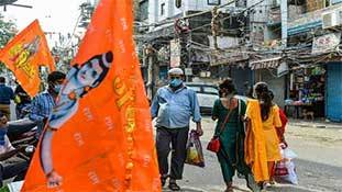 Uttar Pradesh में कम्युनिटी स्प्रेड की तरफ धर्म-जाति की सियासत का कोरोना Uttar Pradesh में कम्युनिटी स्प्रेड की तरफ धर्म-जाति की सियासत का कोरोना