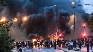 Sweden Riots: स्वीडन के मुसलमानों ने जो किया वो क़ुरान जलाने से ज्यादा घृणित है! Sweden Riots: स्वीडन के मुसलमानों ने जो किया वो क़ुरान जलाने से ज्यादा घृणित है!