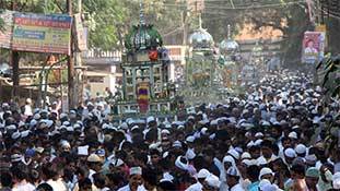 मोहर्रम पर ताज़िया बनाने की परंपरा का इतिहास, और क्यों कुछ मुसलमान इसके विरोधी हैं? मोहर्रम पर ताज़िया बनाने की परंपरा का इतिहास, और क्यों कुछ मुसलमान इसके विरोधी हैं?