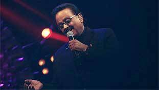 SP Balasubrahmanyam, जिन्होंने अपनी आवाज़ से रोमांस में घोला एक नया रस! SP Balasubrahmanyam, जिन्होंने अपनी आवाज़ से रोमांस में घोला एक नया रस!