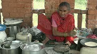 Baba Ka Dhaba के बाद 'अम्मा की रसोई' इंटरनेट का नया सेंसेशन है!