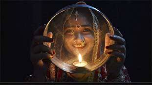 करवा चौथ के अंधविश्वास को तोड़ने के लिए पुरुष समाज ही आगे आए